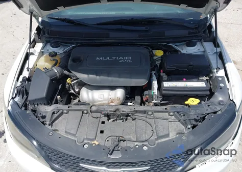 2015 Chrysler 200 S из США, поврежденный, VIN 1C3CCCBB8FN715368